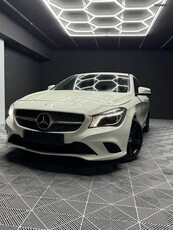 Mercedes-Benz CLA 220 '14