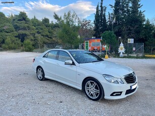 Mercedes-Benz E 200 '09 CGI BlueEFFICIENCY Automatic