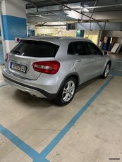 Mercedes-Benz GLA 180 '15