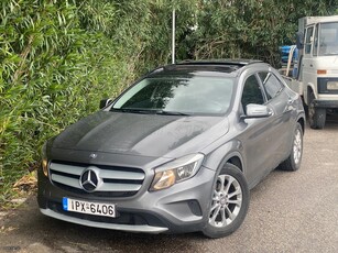 Mercedes-Benz GLA 180 '16 1.5D Panorama 109HP Ελληνικό ΙΔΙΩΤΗ!