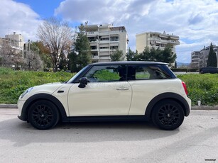 Mini Cooper '15 PEPPER WHITE