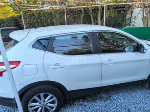 Nissan Qashqai '15 Αυτόματο 1.6 D N CONNECTA FULL ΕΧΕΙ ΖΗΜΙΆ