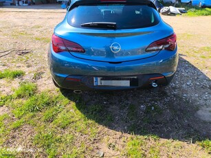 Opel Astra '15 gtc