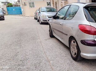 Peugeot 206 '04 206 PEUGEOT