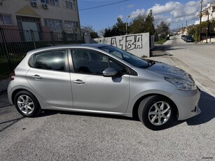 Peugeot 208 '14