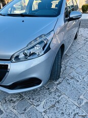 Peugeot 208 '18 1200cc