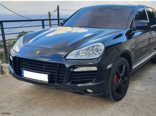 Porsche Cayenne '10 TURBO