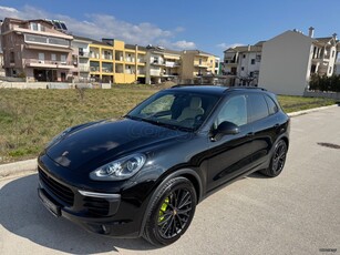 Porsche Cayenne '15 S E-HYBRID Panorama