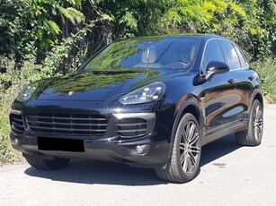 Porsche Cayenne '16 S E H-YBRID