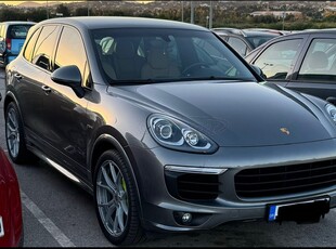 Porsche Cayenne '17 S E-HYBRID