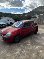 Renault Clio '03