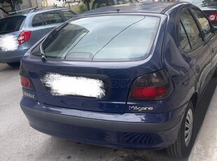 Renault Megane '98 HATCHBACK