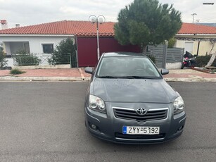 Toyota Avensis '04