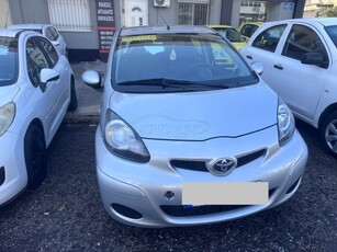 Toyota Aygo '11 1.0 VVTI 5D ΔΩΡΕΑΝ ΜΕΤΑΒΙΒΑΣΗ