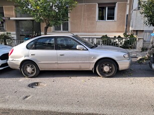 Toyota Corolla '00 VVTI 16V 1400CC