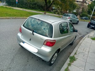 Toyota Yaris '03