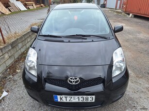 Toyota Yaris '12 VSC&TRC 1.33 5D Dynamic NSP90L-CHFRKW