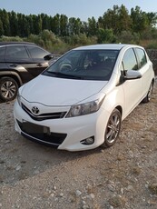 Toyota Yaris '13 1.4 D-4D DIESEL 6 TAXYTO