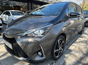 Toyota Yaris '20 1.5 HYBRID BI-TONE