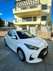 Toyota Yaris '21 1.5 HYBRID LIFE