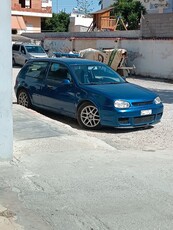 Volkswagen Golf '02