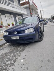 Volkswagen Golf '02