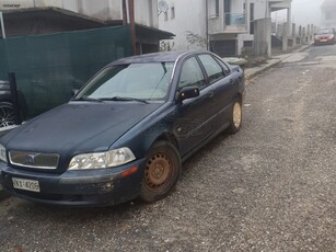 Volvo S40 '04