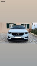 Volvo XC40 '22 T3 MOMENTUM PRO GEARTRONIC