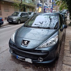 Peugeot 207 '06