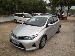 TOYOTA AURIS 2014