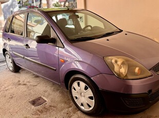 Ford Fiesta '06 TITANIUM