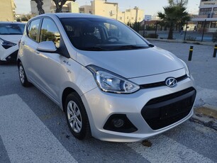 Hyundai i 10 '15 1.0 NAVIGATION book service