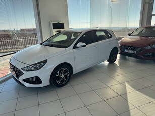 Hyundai i 30 '21 PREMIUM 16D MNL 115 HP