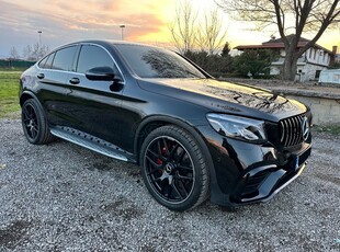 Mercedes-Benz GLC Coupe '17 AMG LINE