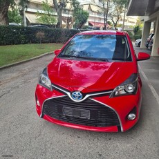 Toyota Yaris '17 HYBRID