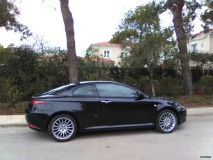 Alfa Romeo GT '07