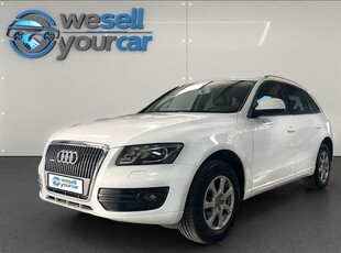 Audi Q5 '09 TFSI QUATTRO(από 227,87/ μήνα)