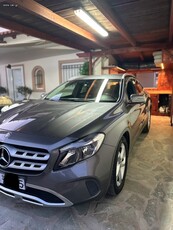 Mercedes-Benz GLA 180 '17 GLA 180 URBAN-DIESEL-AUTOMATIC