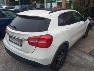 Mercedes-Benz GLA 200 '14