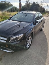 Mercedes-Benz GLA 200 '16 GLA 200