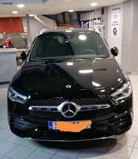 Mercedes-Benz GLA 250 '19 GLA 250e AMG look.