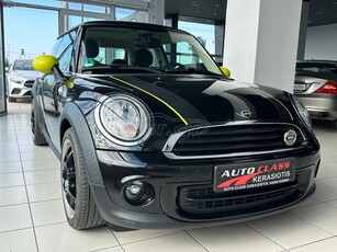 Mini ONE '14 1.6 COOPER ONE