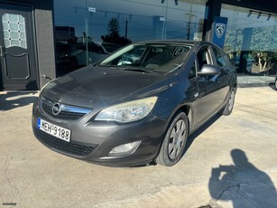 Opel Astra '11 ESSENTIA 1.4 100PS