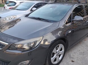 Opel Astra '11 J