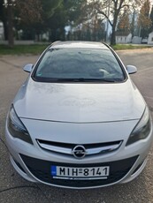 Opel Astra '14