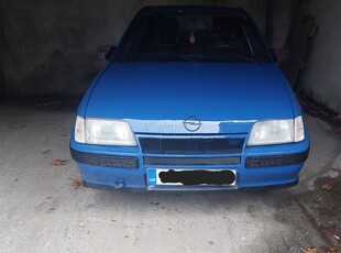 Opel Kadett '86