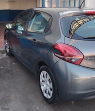 Peugeot 208 '17 DIESEL