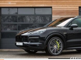 Porsche Cayenne '20 TURBO SE -HYBRID