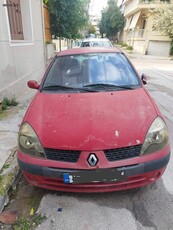 Renault Clio '01