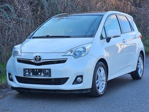 Toyota Verso-S '14 D4D FACE LIFT CLIMA - PANORAMA